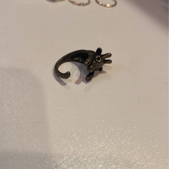 Ring lot - Picture 4 of 9